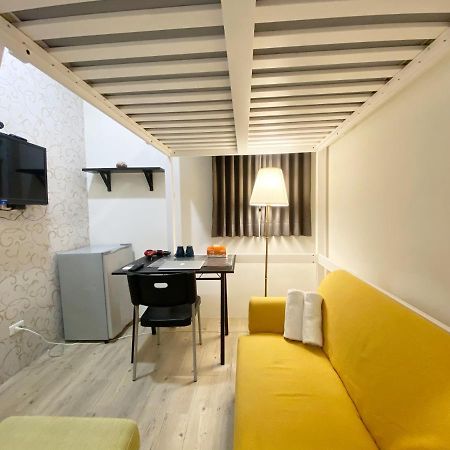 17 Fengjia Stay Taichung Exterior photo